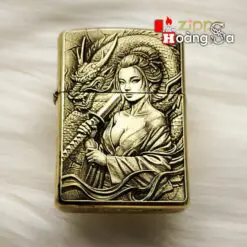 Zippo Armor™ Brass - Nữ Kiếm Sĩ & Rồng Châu Á